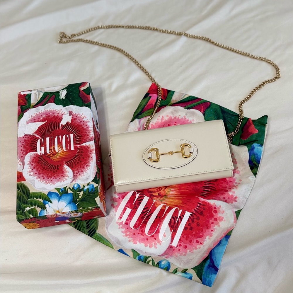 NWOT Authentic Gucci 1995 Horsebit Chain Wallet 'Mystic White'